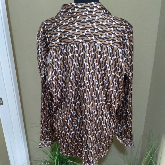 Women's Black & Brown Abstract Long Sleeve Button Down Blouse-Size L - Picture 5 of 9